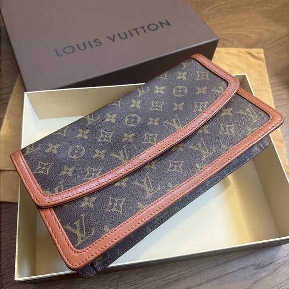 1990 Louis Vuitton Dame Pochette Monogram Clutch GM - Picture 2 of 12